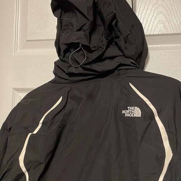 The north Face Dual layer winter jacket size medium - Picture 3 of 5